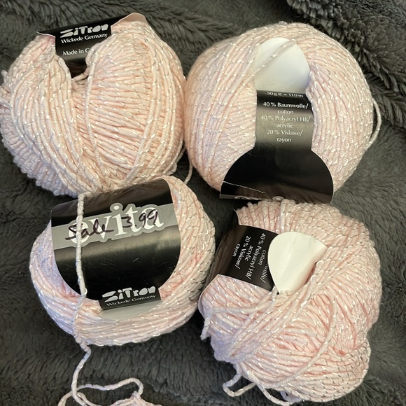 4 balls of cotton blend DK weight knitting yarn pink with shiny strands 440m - Picture 4 of 6